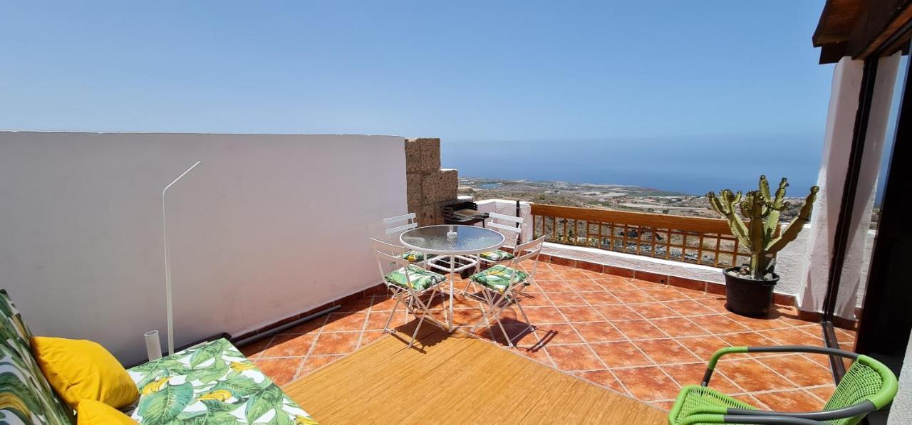 Lovely Two Bedroom Apartment With Amazing View Техина-де-Исора Экстерьер фото